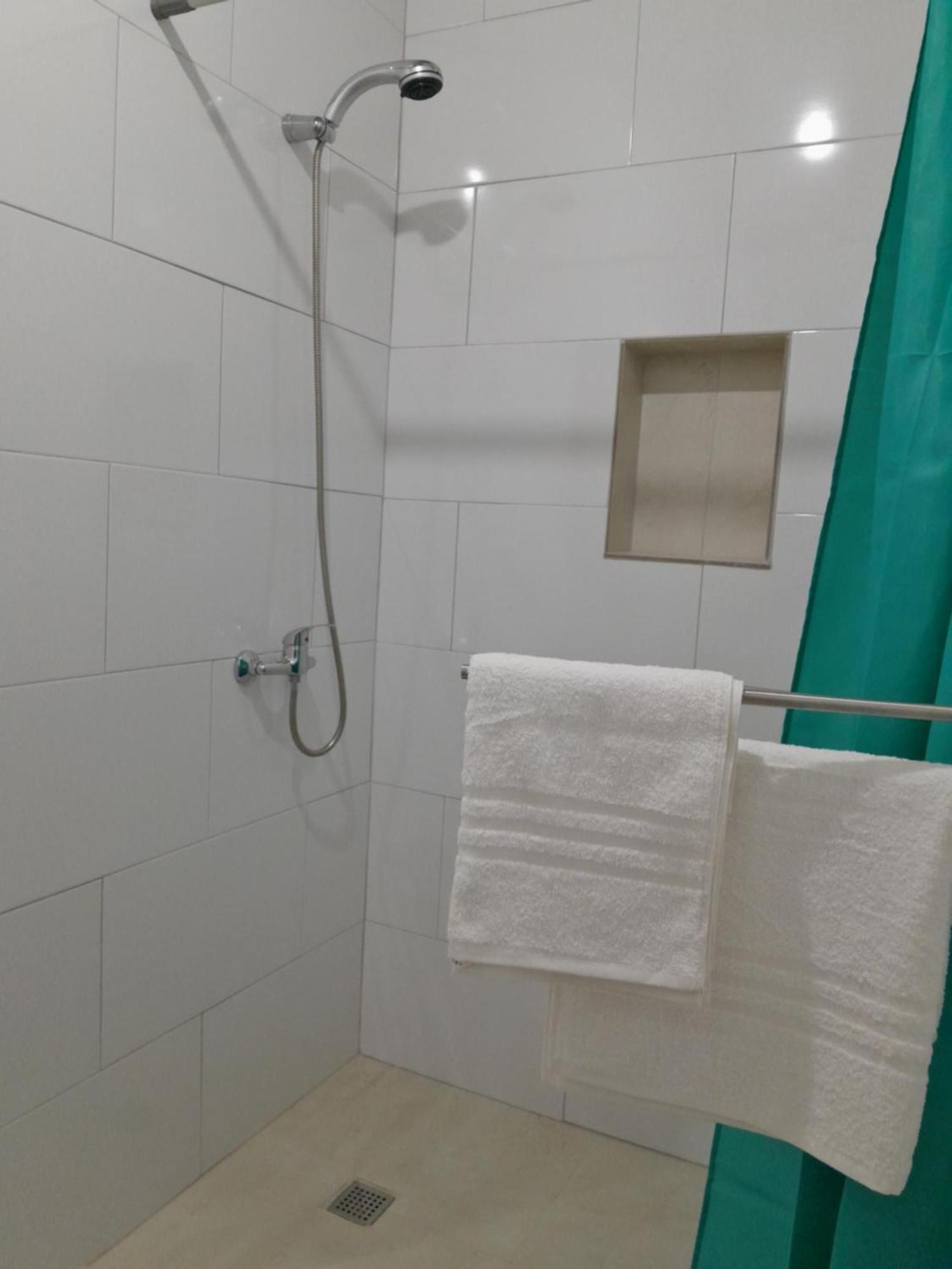 Limestone Sun Suites Sliema Habitación foto