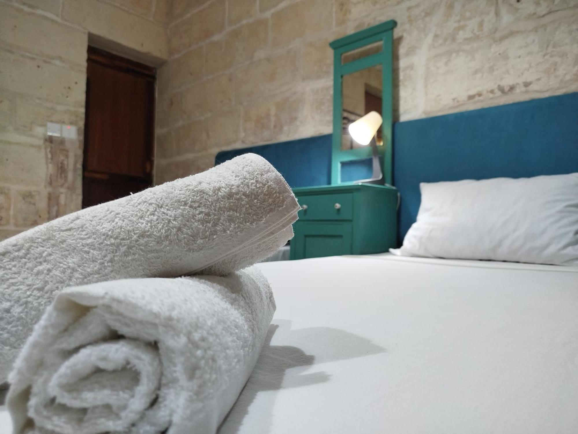Limestone Sun Suites Sliema Habitación foto